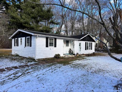 29 Brush Hill Road Clinton CT 06413