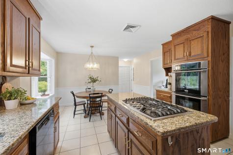 21 Avonwood Drive South Windsor CT 06074