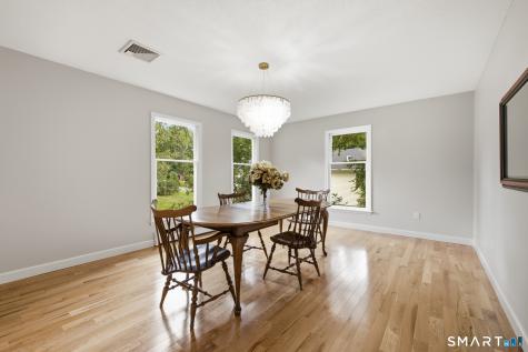 21 Avonwood Drive South Windsor CT 06074