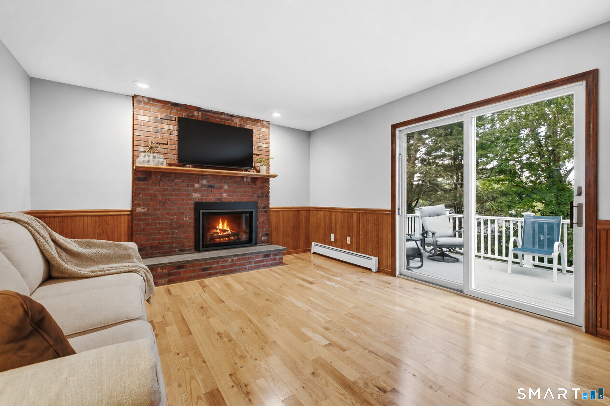 21 Avonwood Drive South Windsor CT 06074