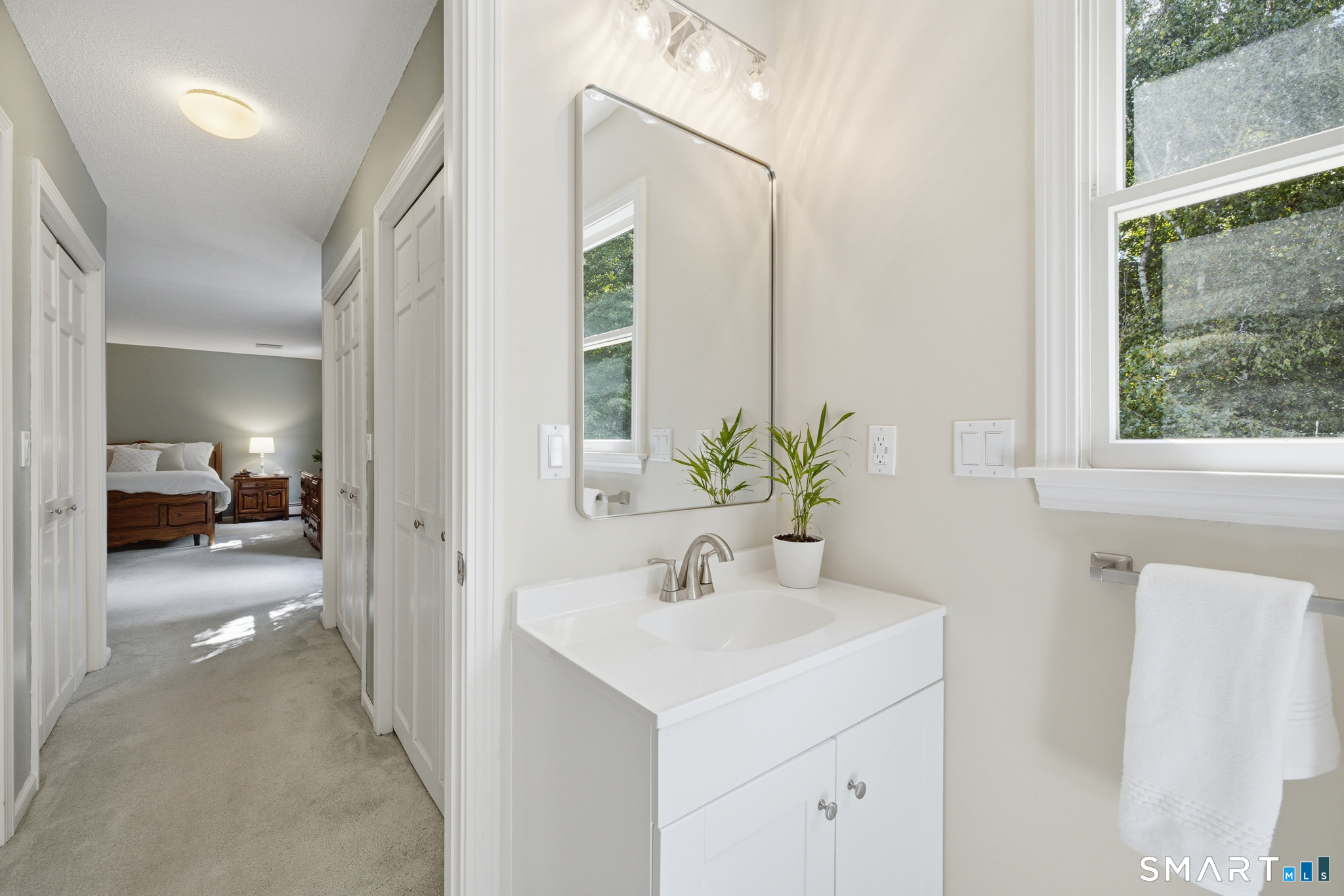 21 Avonwood Drive South Windsor CT 06074