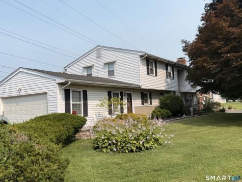 27 Hummingbird Drive Berlin CT 06037