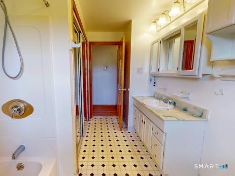27 Hummingbird Drive Berlin CT 06037