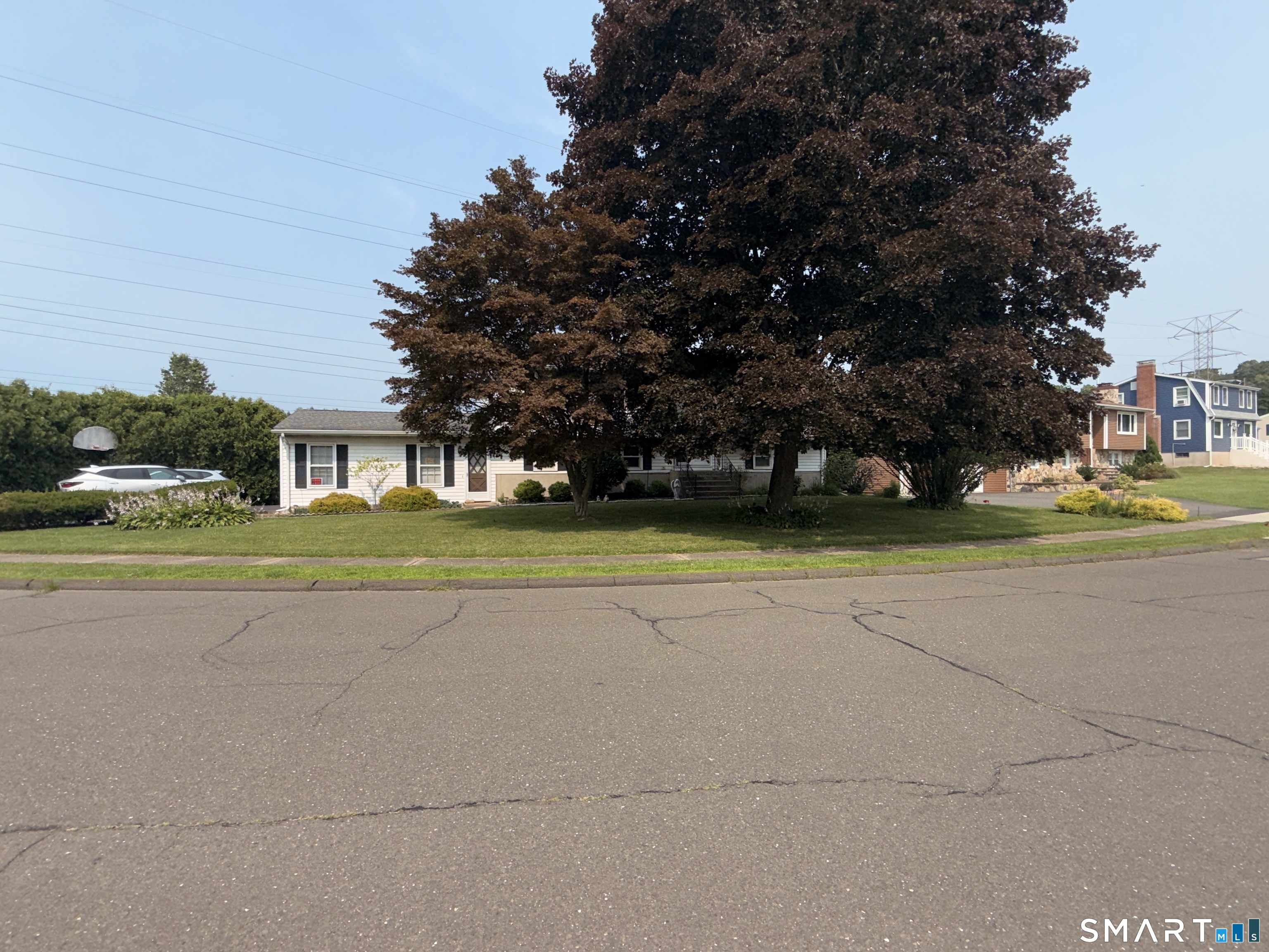 27 Hummingbird Drive Berlin CT 06037
