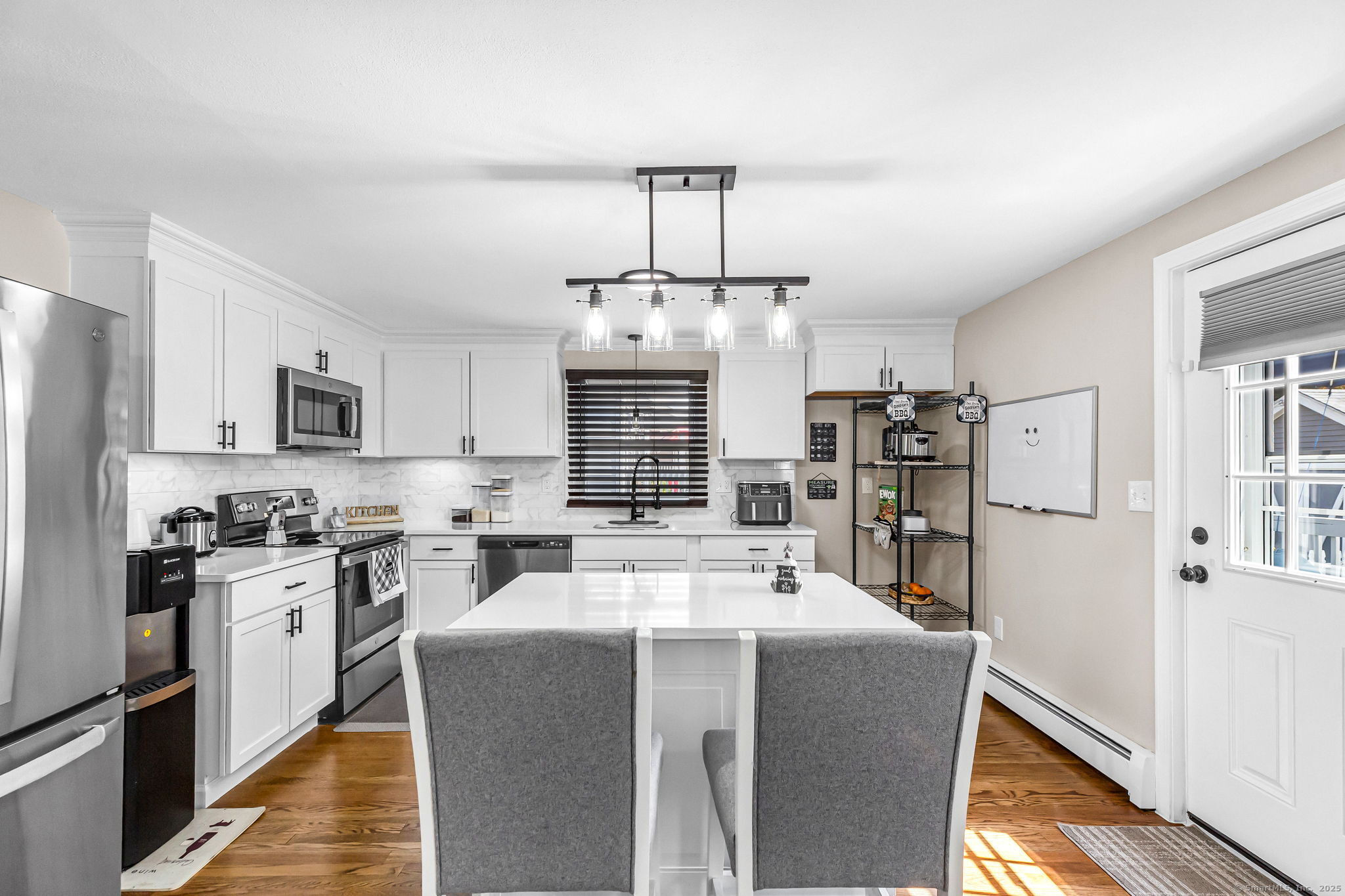 15 Woodlawn Avenue Enfield CT 06082