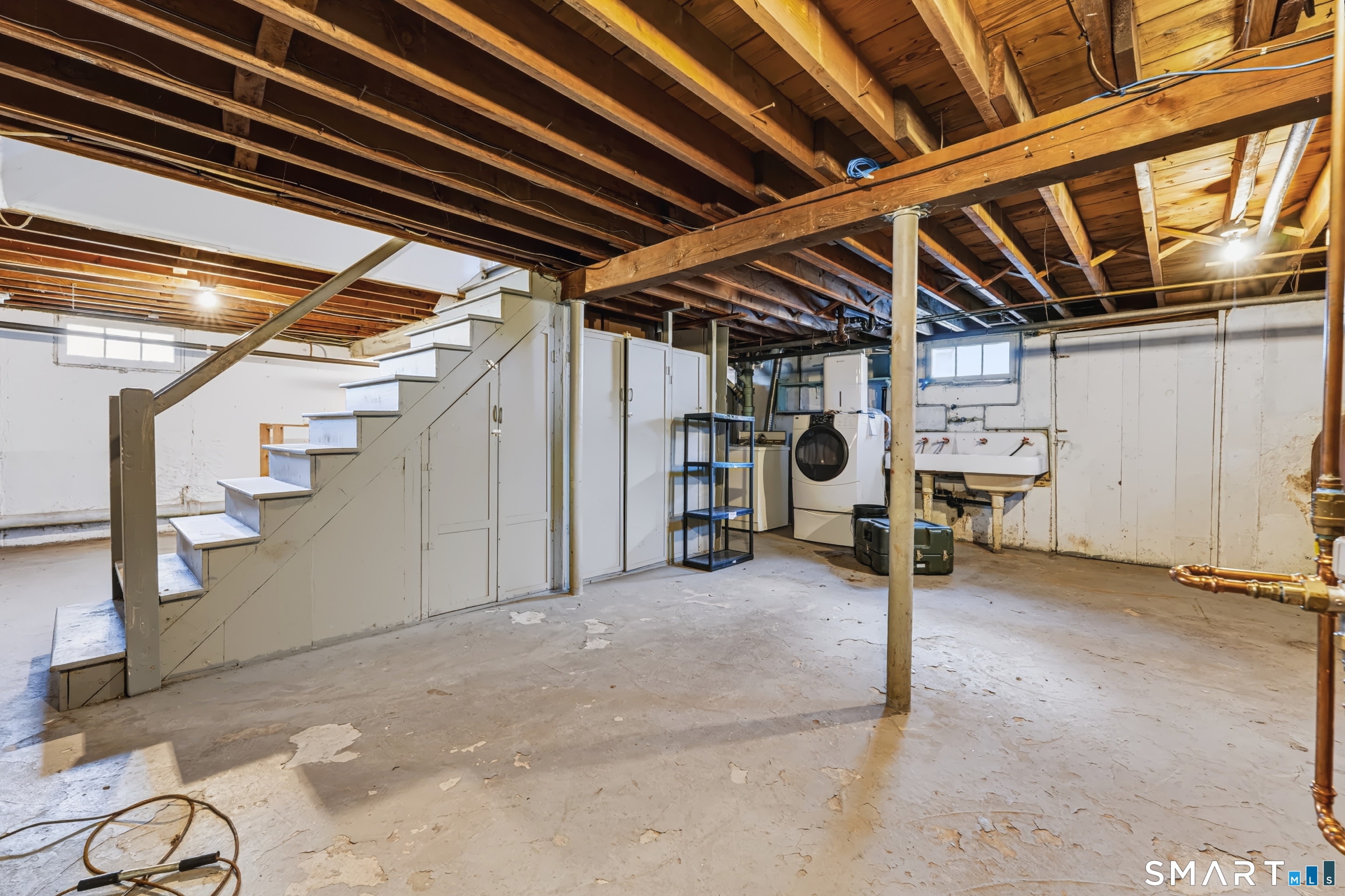 103 West Center Street Manchester CT 06040
