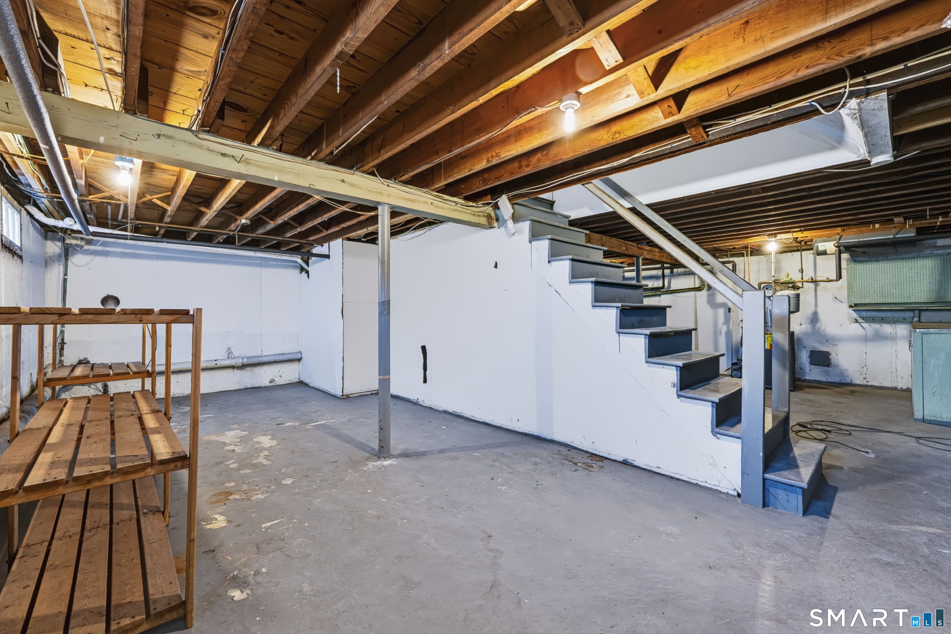 103 West Center Street Manchester CT 06040