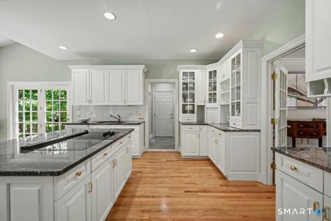 90 Calf Pond Lane Fairfield CT 06824