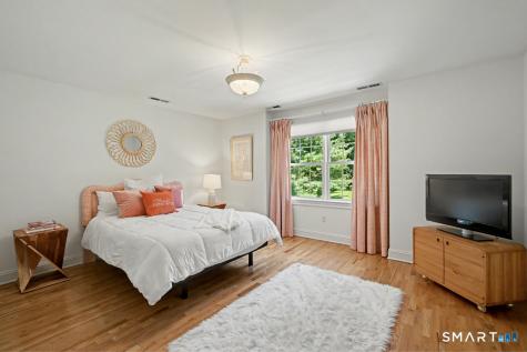 90 Calf Pond Lane Fairfield CT 06824