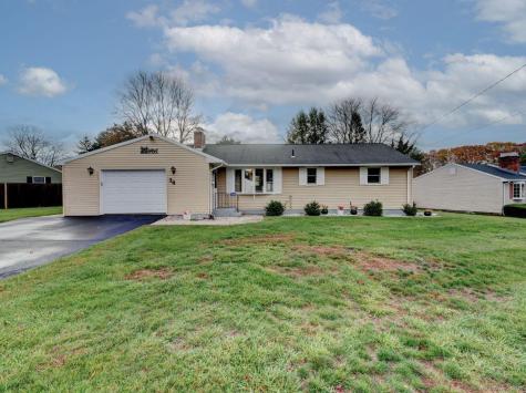 34 Naomi Drive East Hartford CT 06118