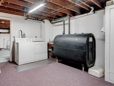 34 Naomi Drive East Hartford CT 06118