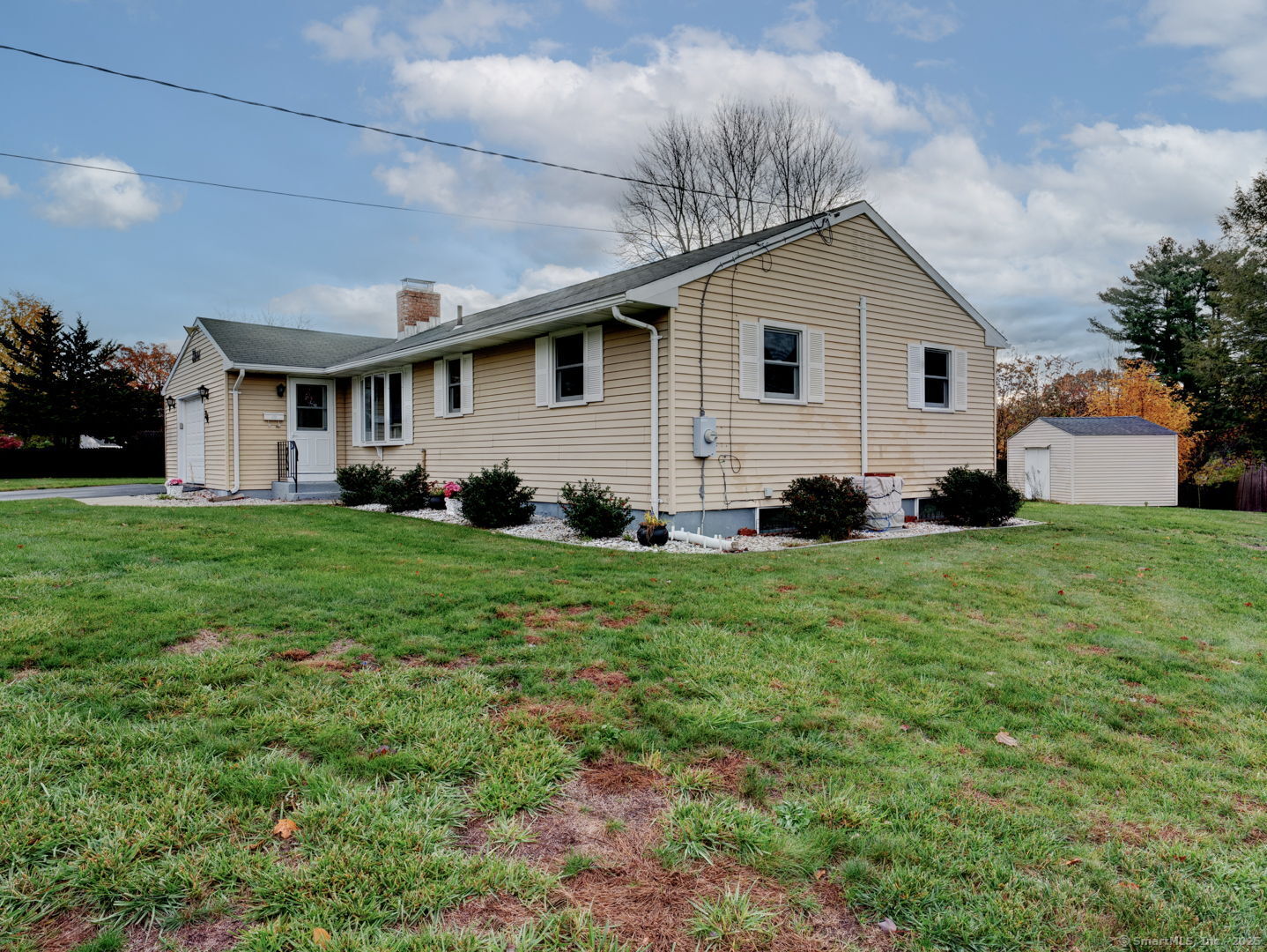 34 Naomi Drive East Hartford CT 06118