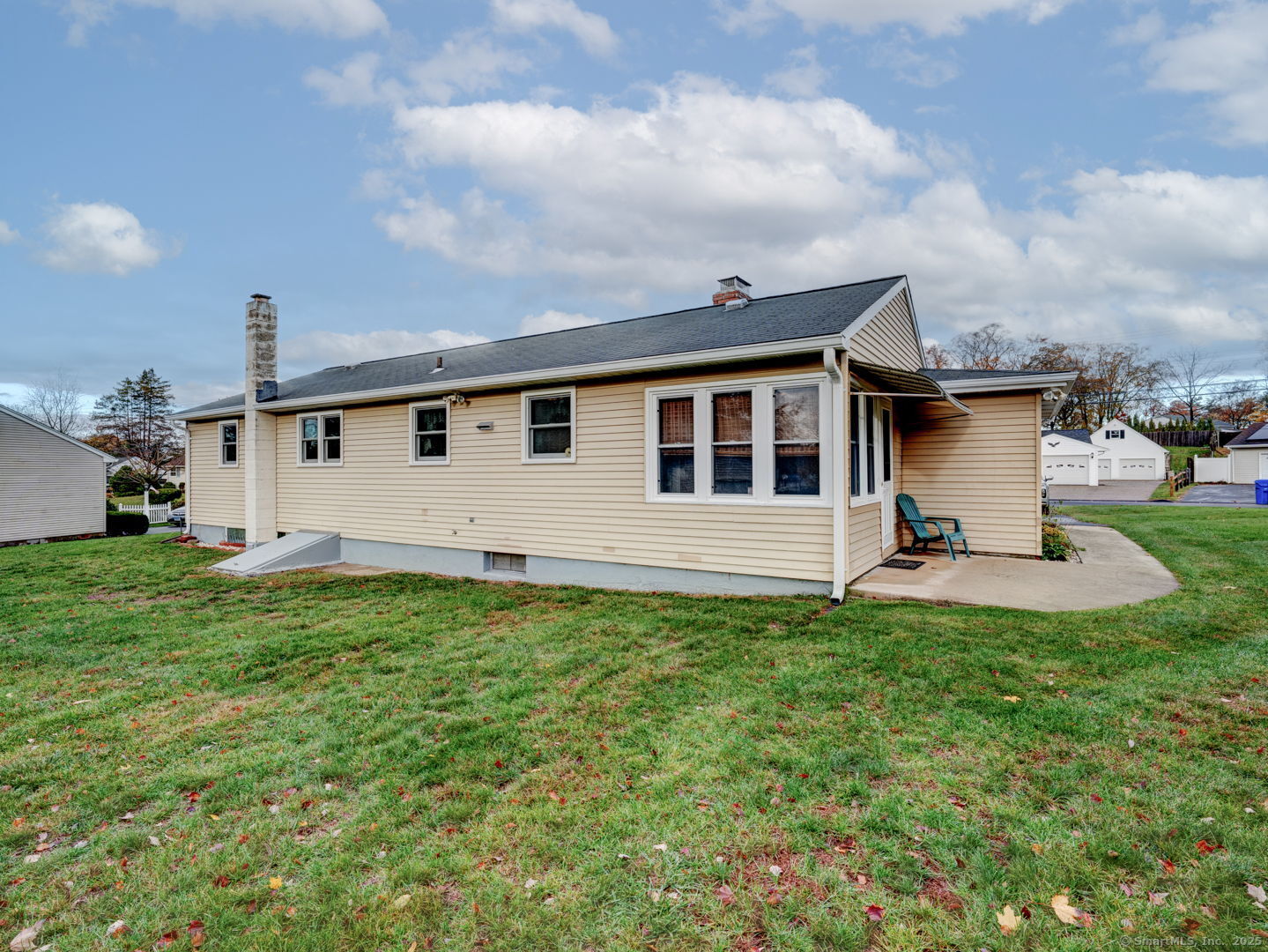 34 Naomi Drive East Hartford CT 06118