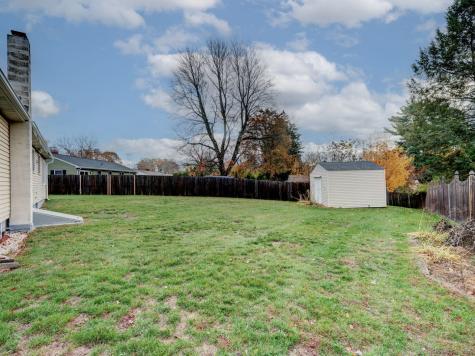 34 Naomi Drive East Hartford CT 06118