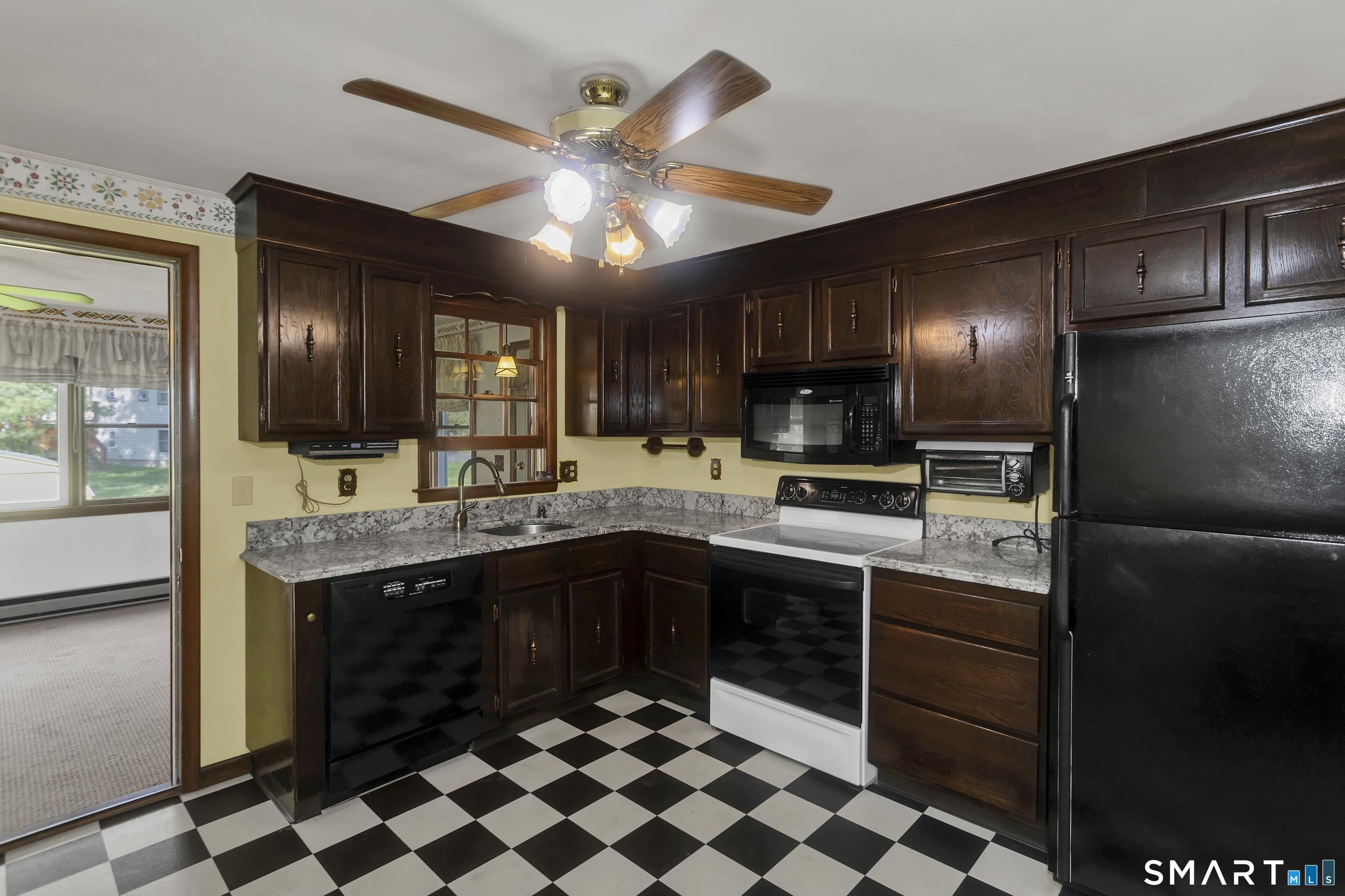 4 Winthrop Road Windsor CT 06095
