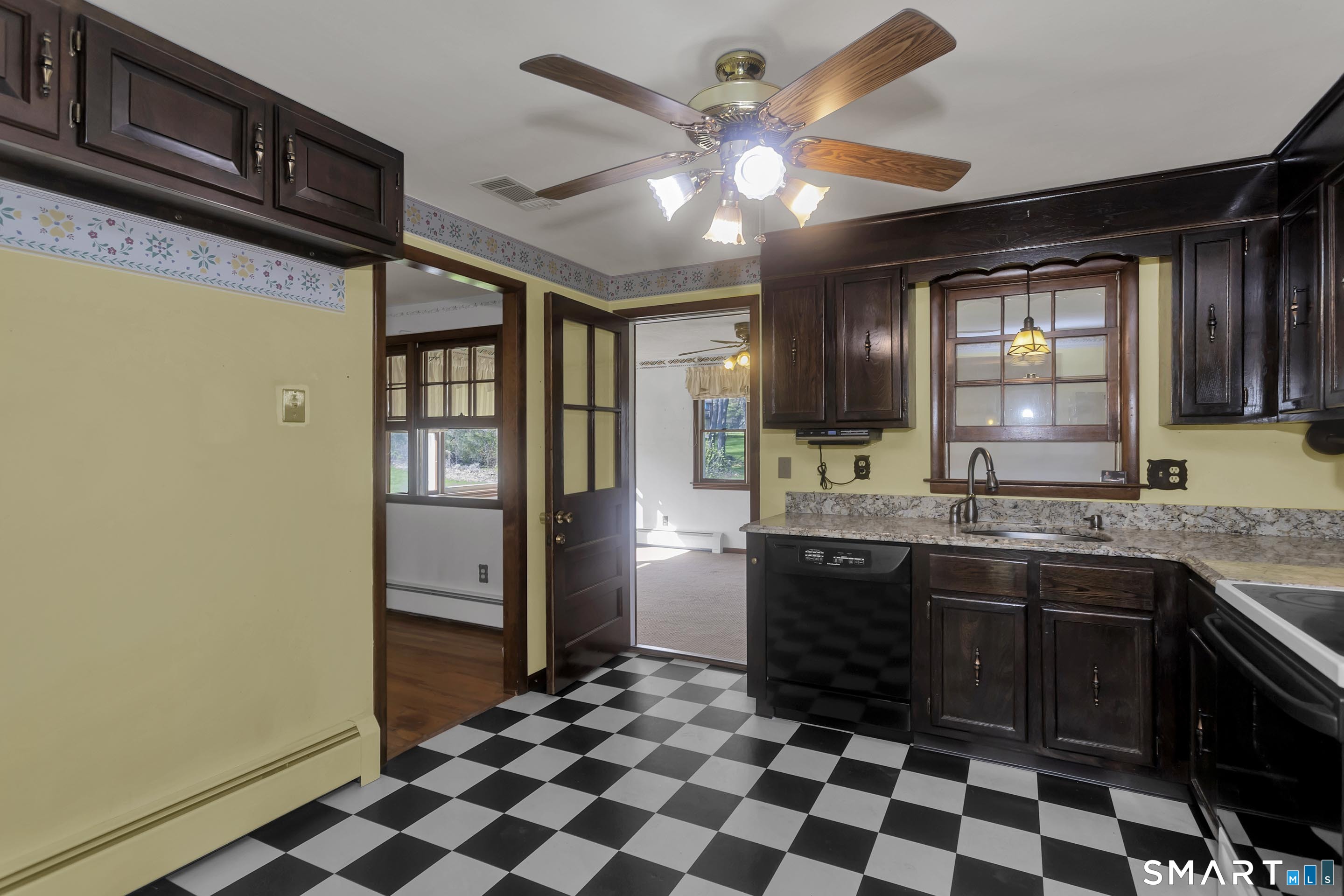 4 Winthrop Road Windsor CT 06095