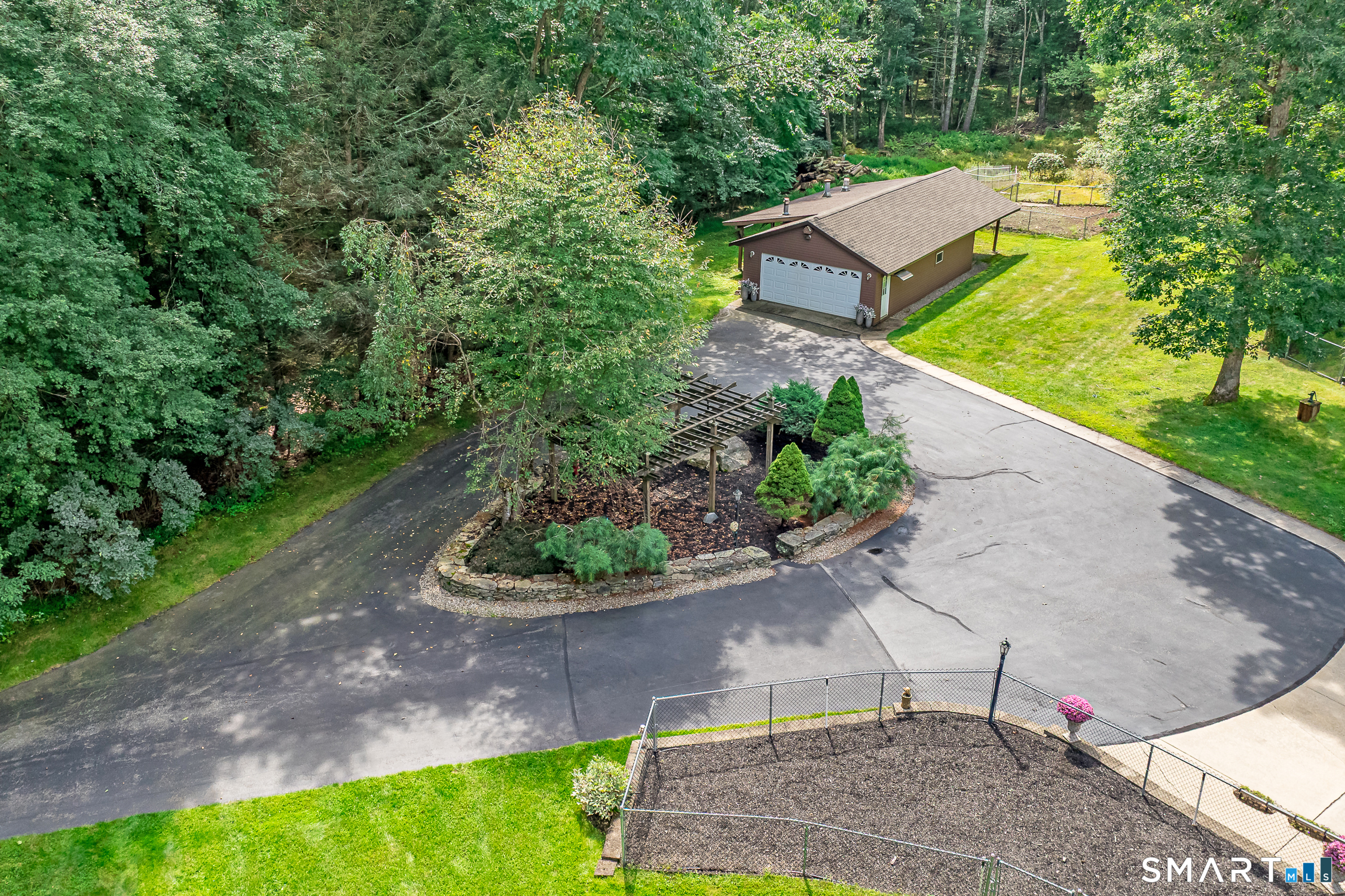 126 East Putnam Road Putnam CT 06260