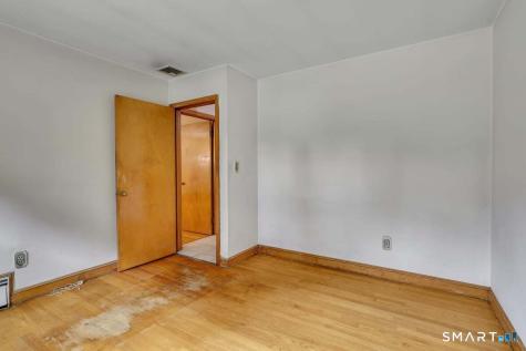 68 Pine Street Meriden CT 06451