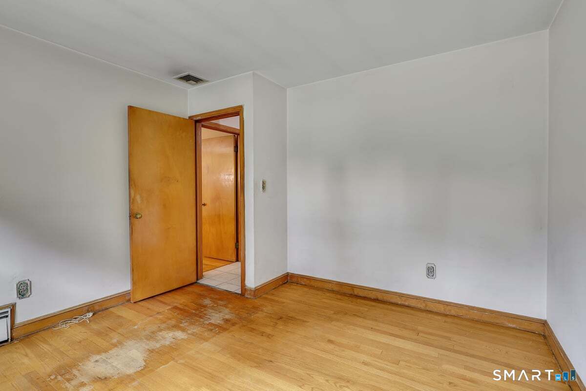 68 Pine Street Meriden CT 06451