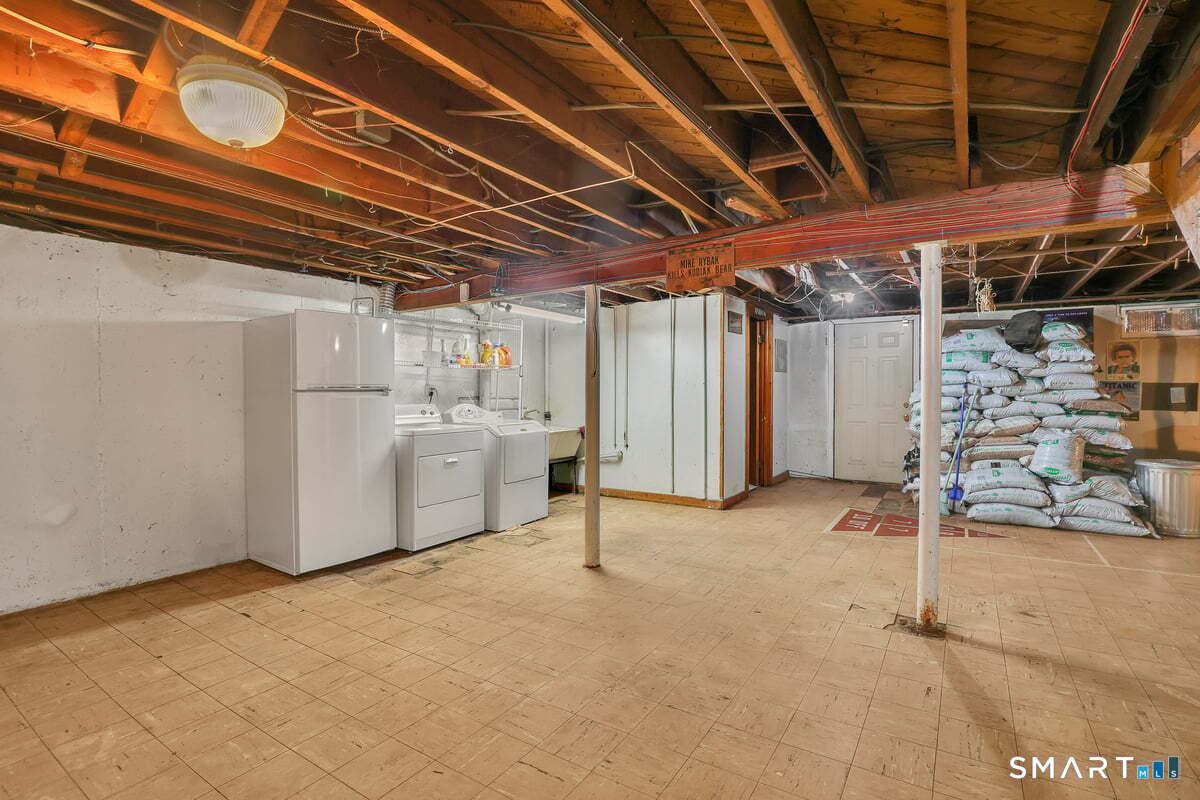68 Pine Street Meriden CT 06451