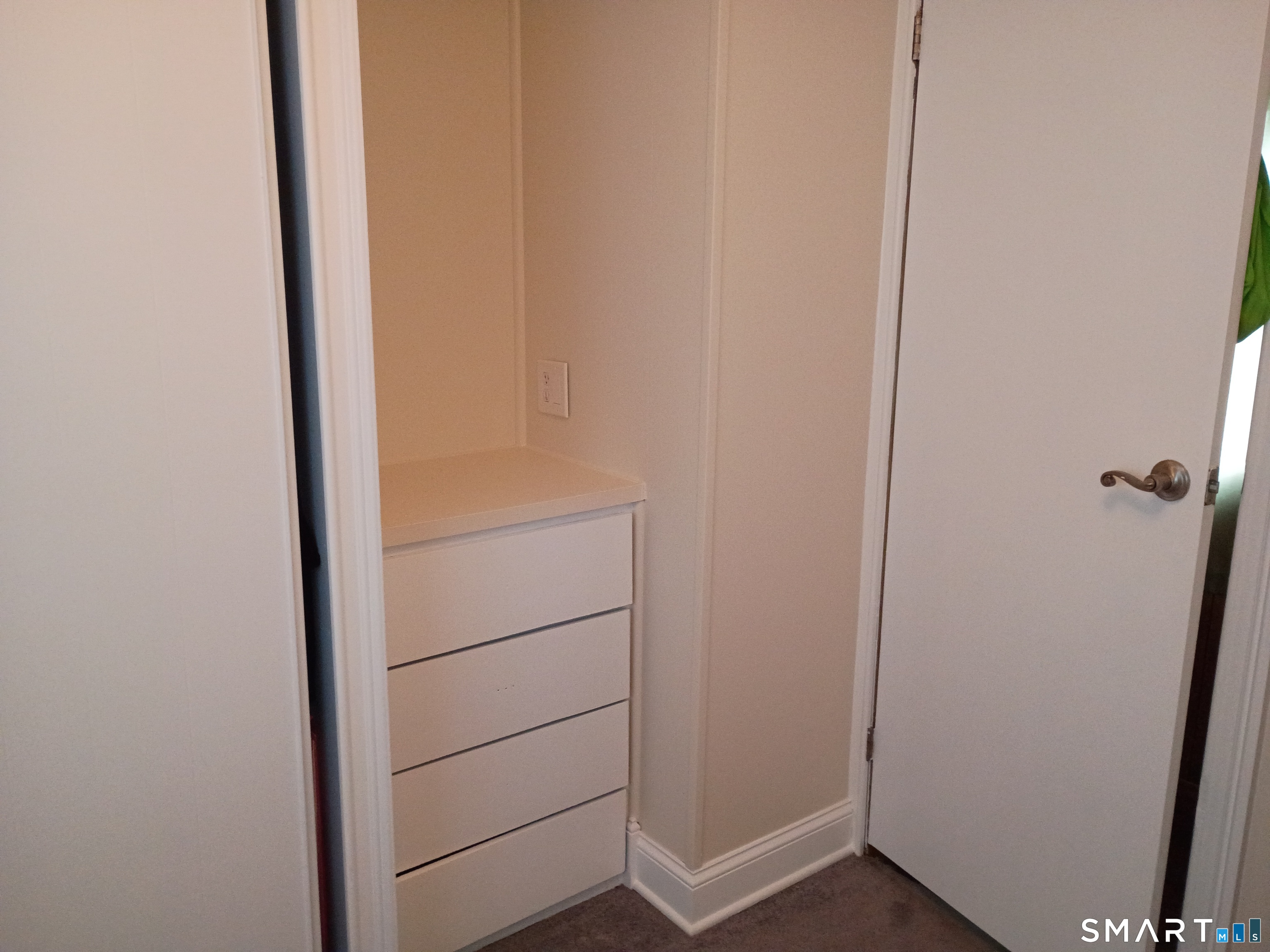 3 Horseshoe Drive Shelton CT 06484