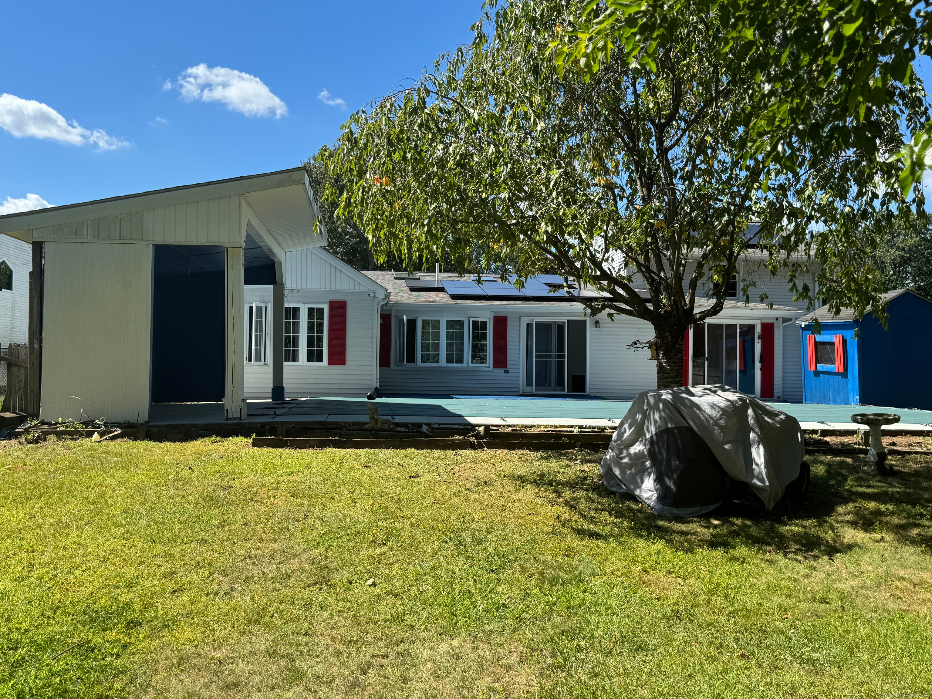 24 Bel Aire Circle Windsor Locks CT 06096