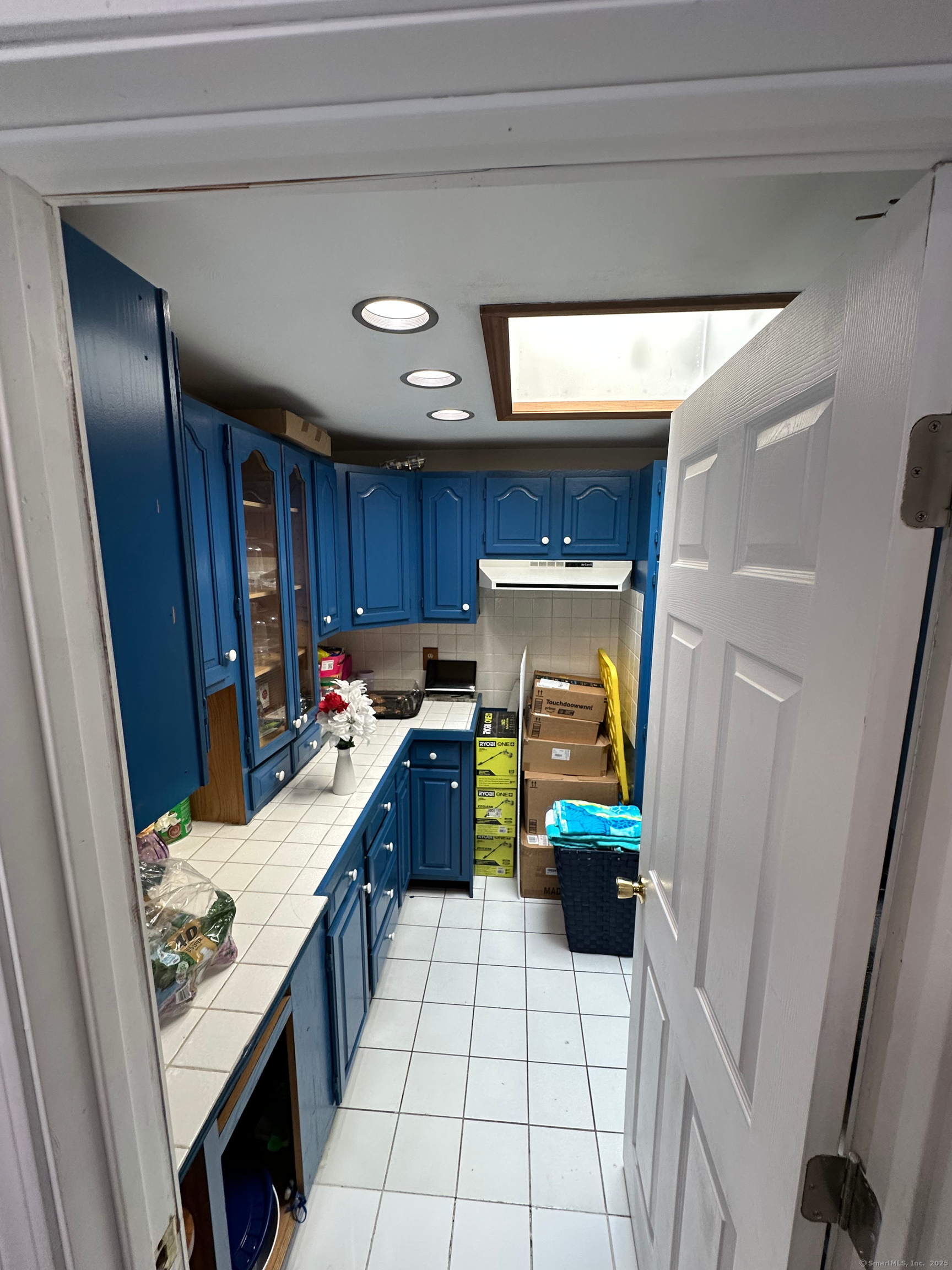 24 Bel Aire Circle Windsor Locks CT 06096