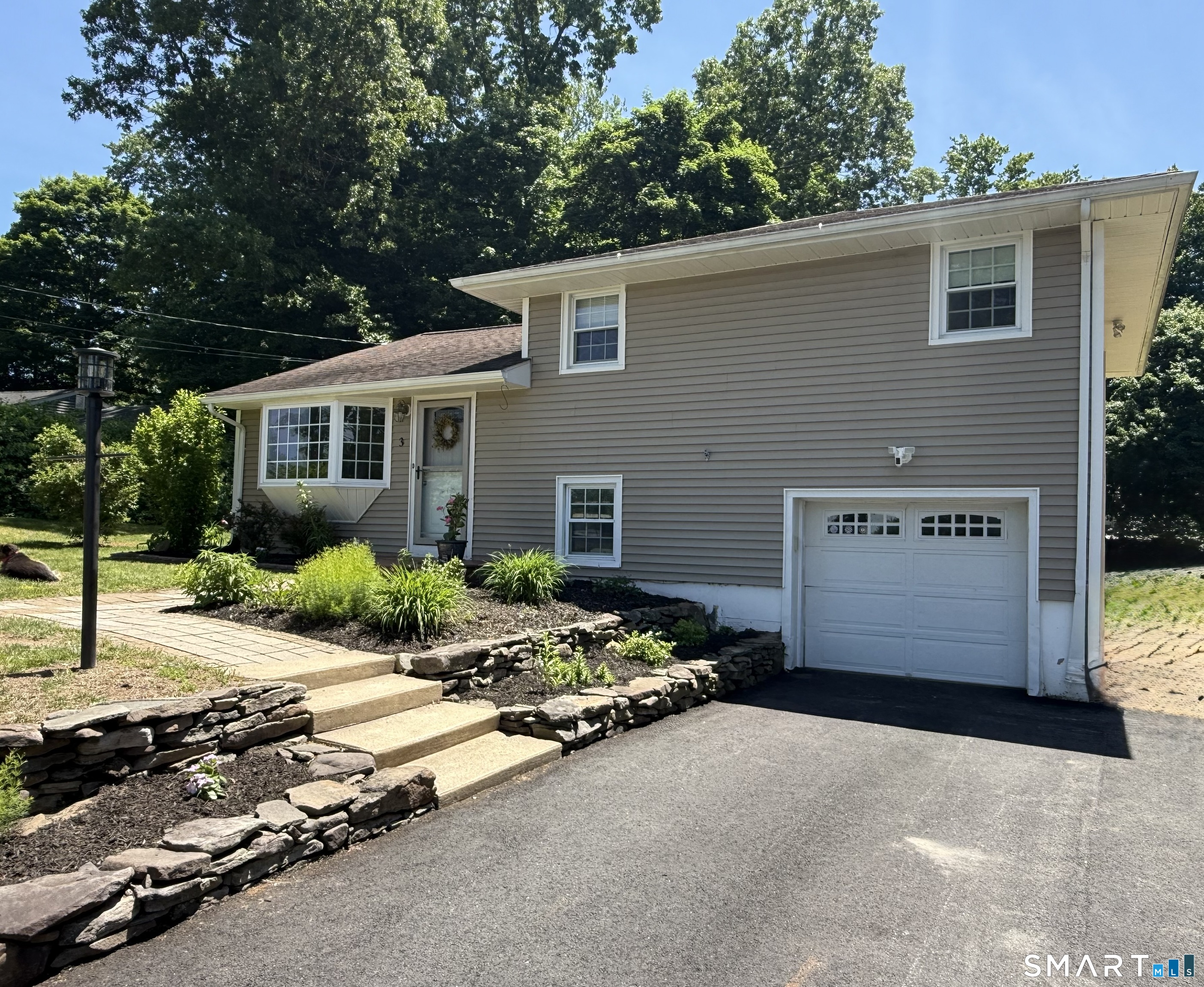 3 Woodview Drive Brookfield CT 06804
