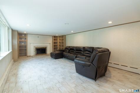17 Whiting Farm Road Branford CT 06405