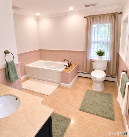 25 Oneil Road Oxford CT 06478