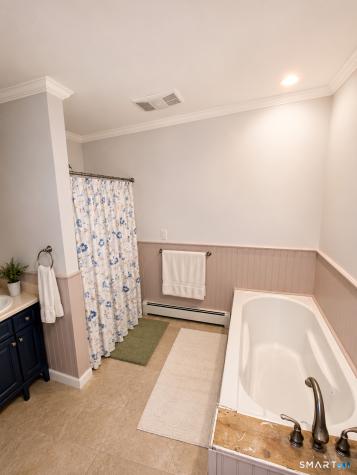 25 Oneil Road Oxford CT 06478