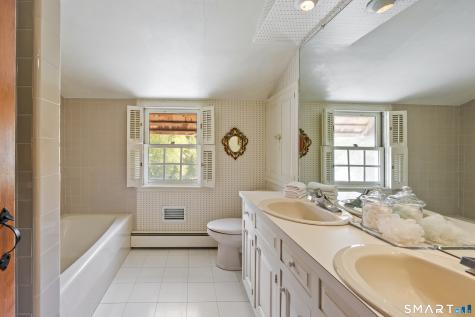 52 Susan Lane Meriden CT 06450