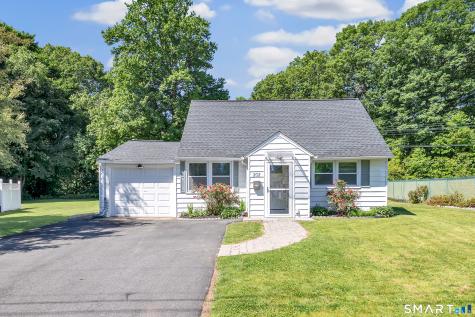 202 Glen Hills Road Meriden CT 06451