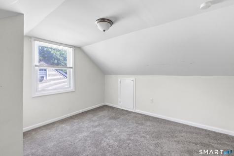 202 Glen Hills Road Meriden CT 06451