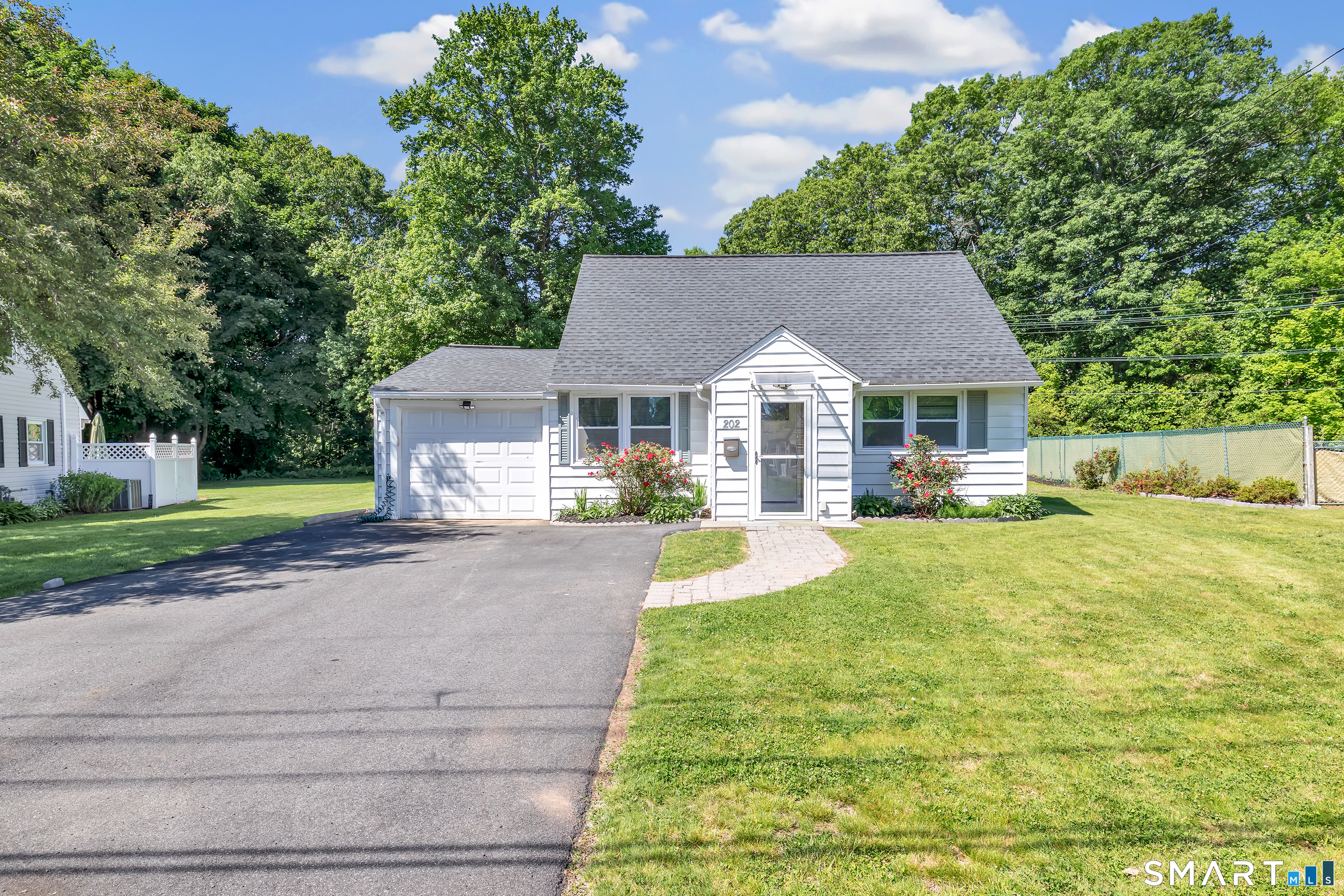 202 Glen Hills Road Meriden CT 06451