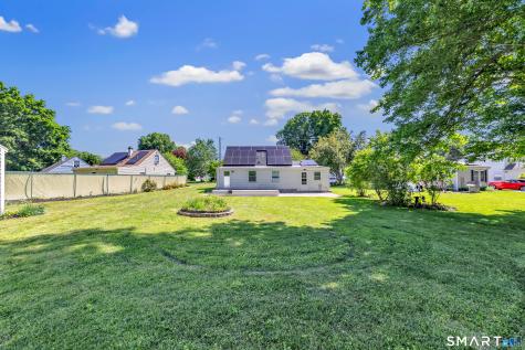 202 Glen Hills Road Meriden CT 06451