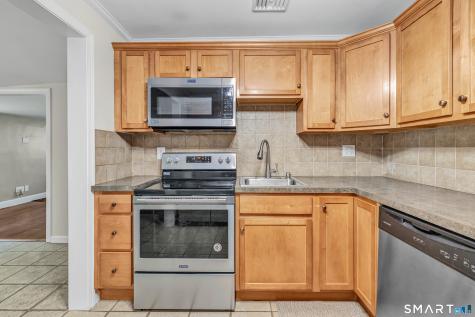 202 Glen Hills Road Meriden CT 06451