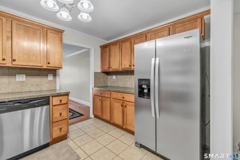 202 Glen Hills Road Meriden CT 06451