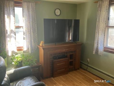 9 Warriner Avenue Enfield CT 06082