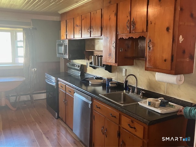 9 Warriner Avenue Enfield CT 06082