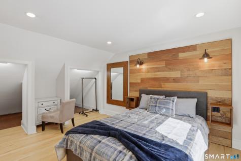 58 Sleepy Hollow Lane Stamford CT 06907