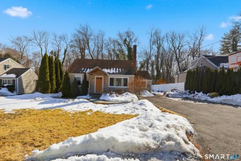 58 Sleepy Hollow Lane Stamford CT 06907