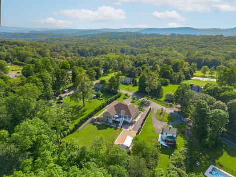 125 Stadley Rough Road Danbury CT 06811