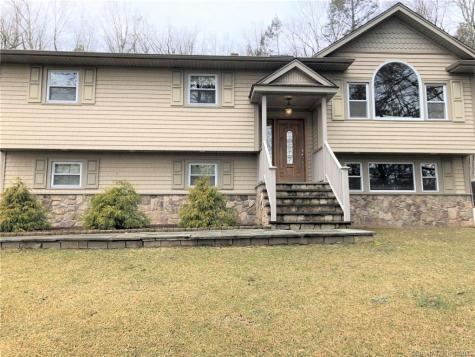 29 Hillside Circle Brookfield CT 06804