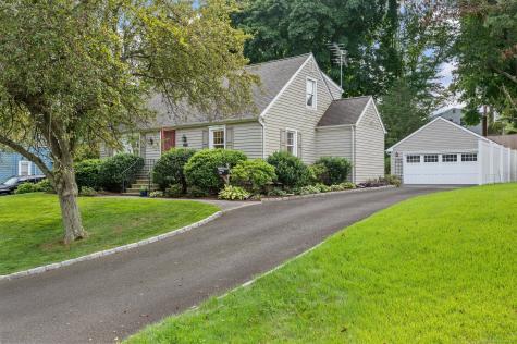 363 Wormwood Road Fairfield CT 06824