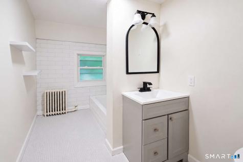 37 Reynolds Street Norwich CT 06360