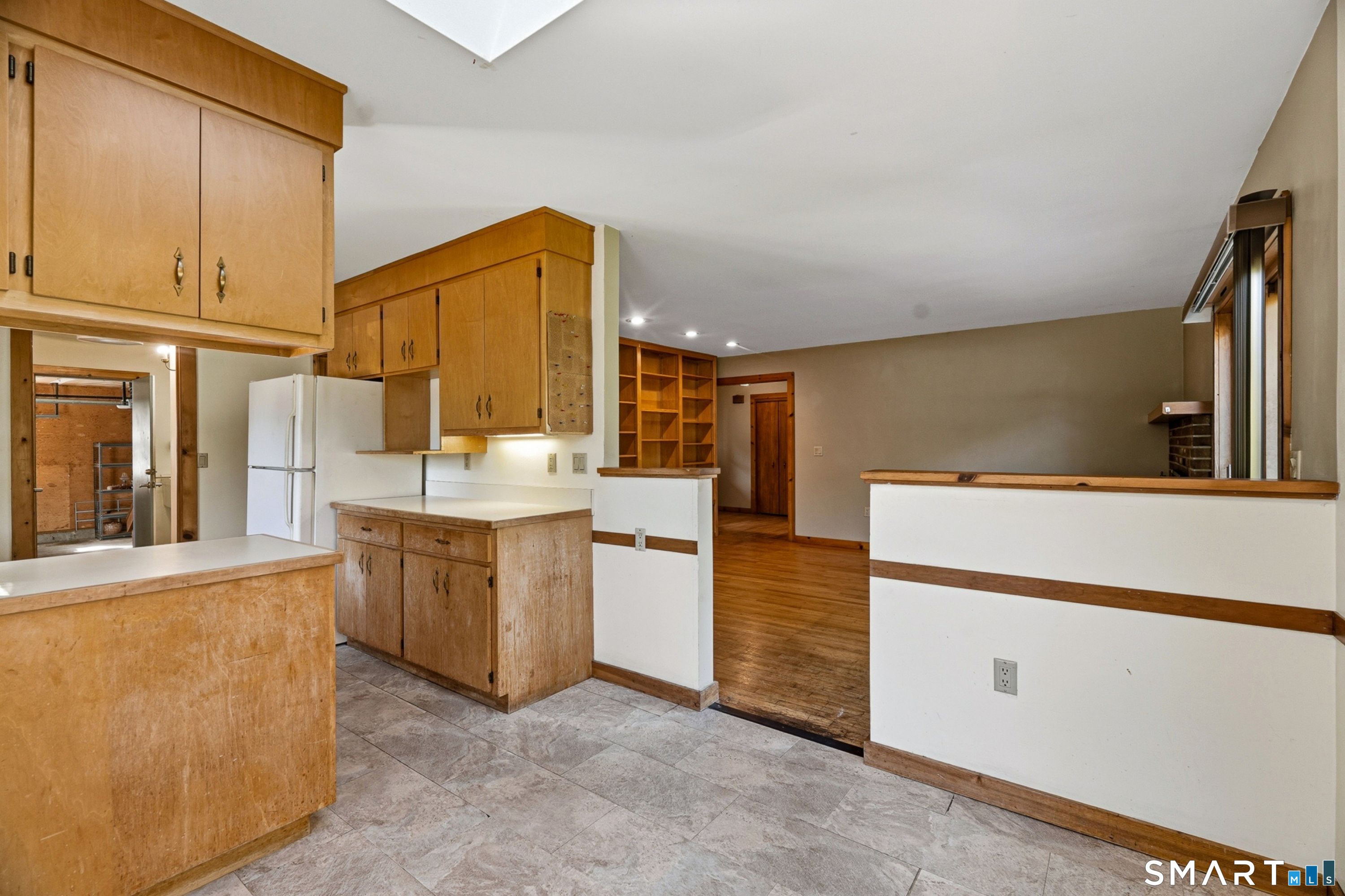 95 Parkway South New London CT 06320