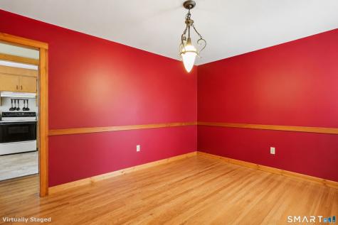 95 Parkway South New London CT 06320
