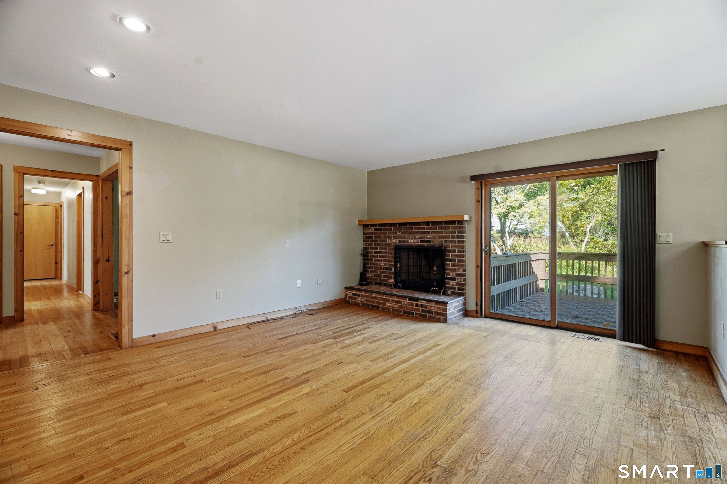 95 Parkway South New London CT 06320