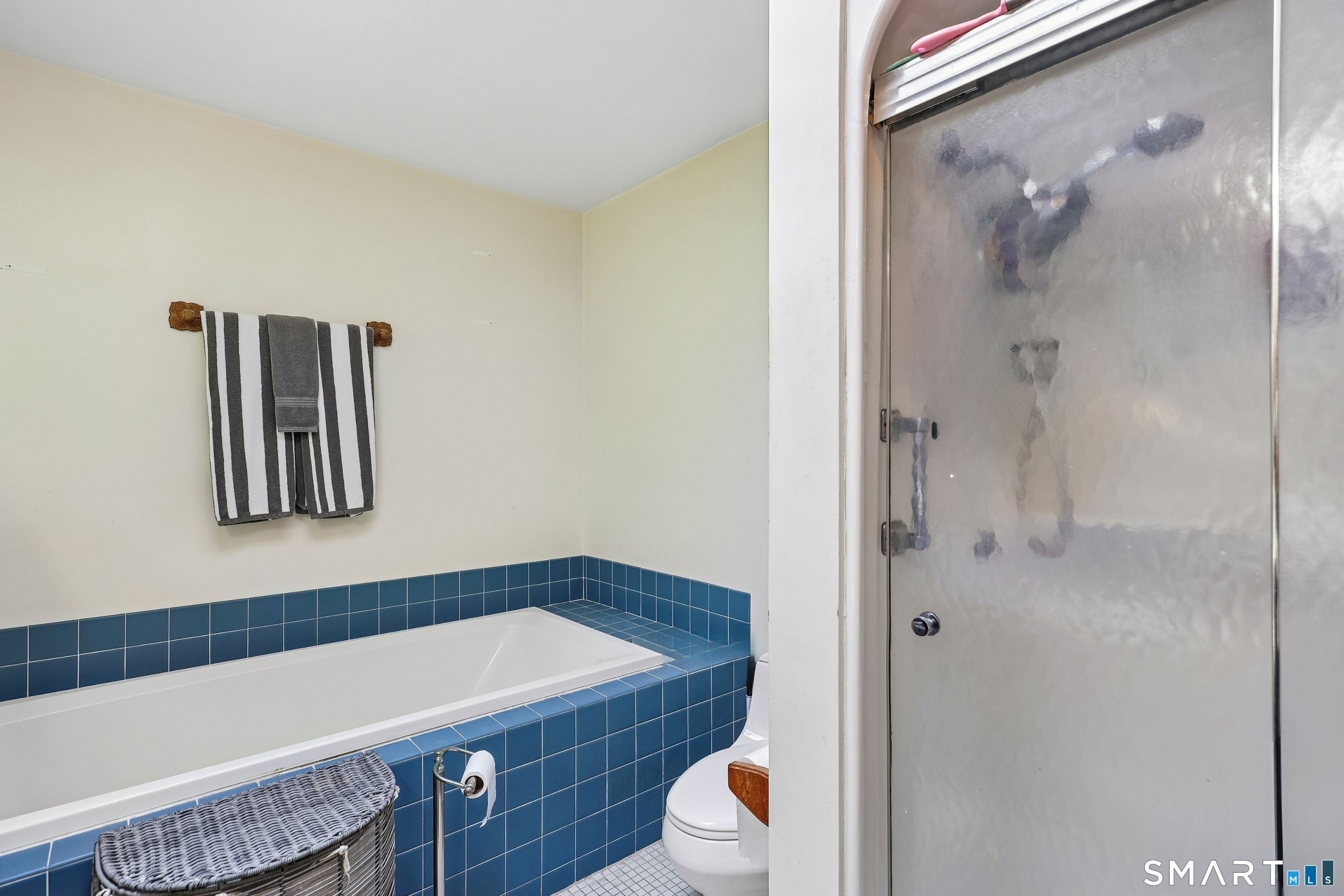95 Parkway South New London CT 06320